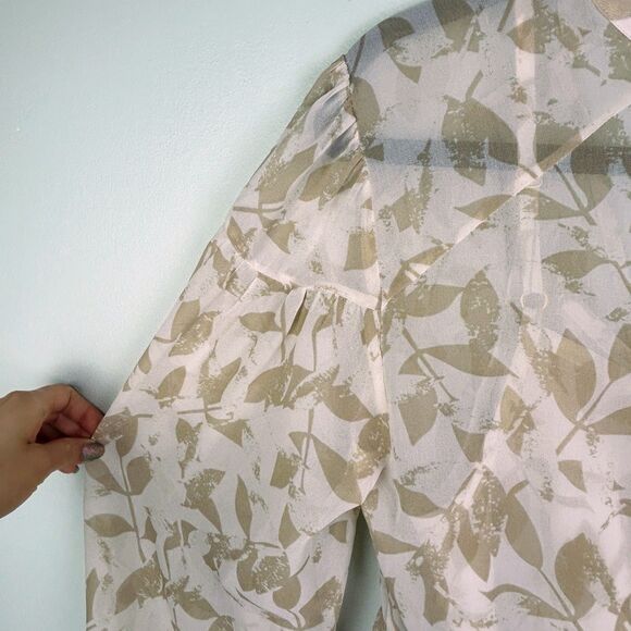 Cabi Couplet Blouse Flowy Chiffon Sheer Long Sleeve Top w/ Cami Beige Cream S - Picture 5 of 15